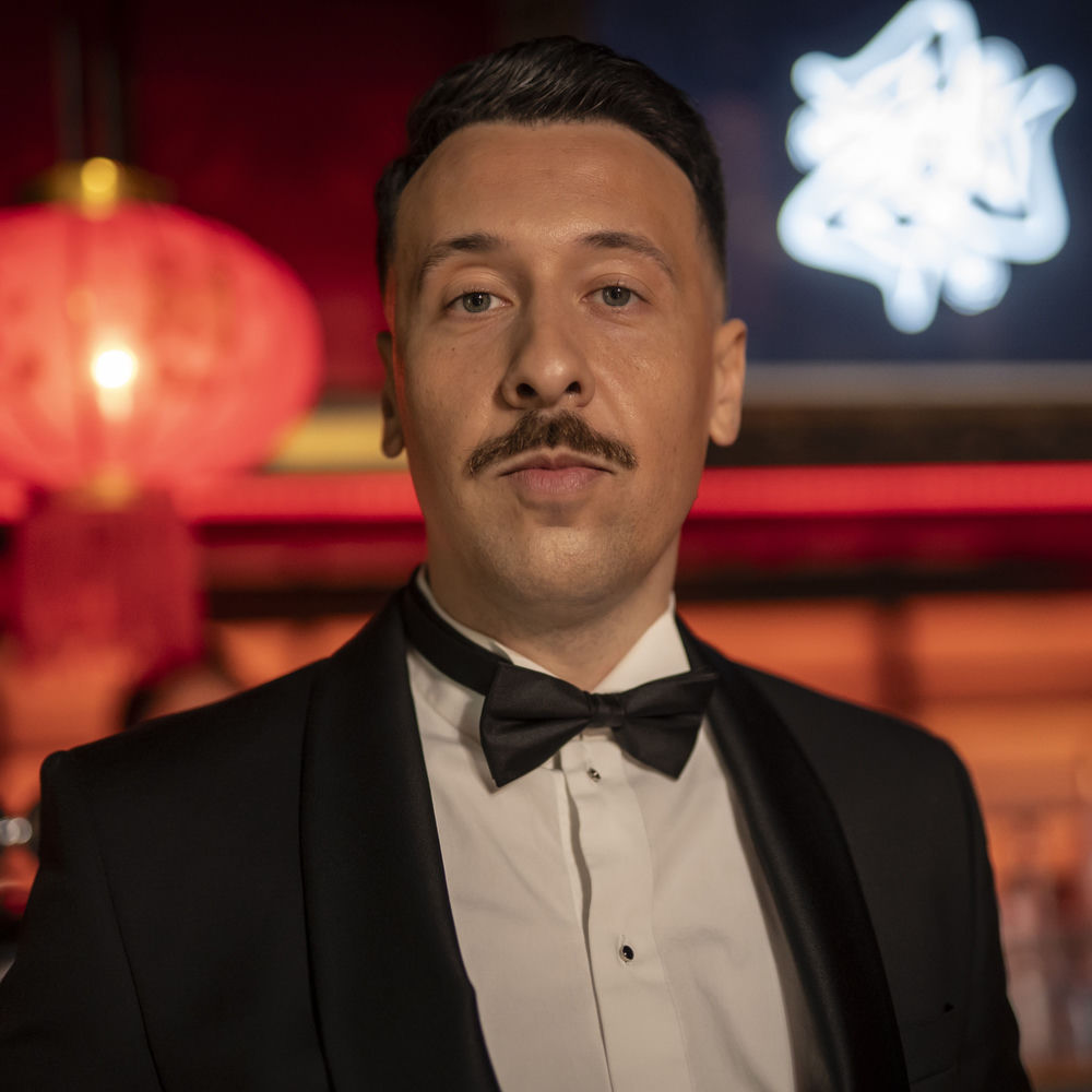 Avi, Frank Leen, INDEB - zdjęcie profilowe