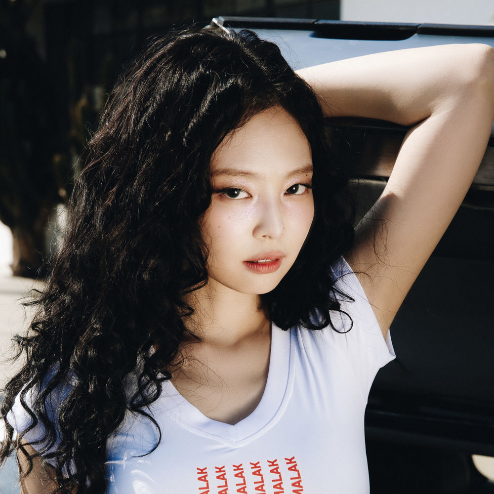 JENNIE - zdjęcie profilowe