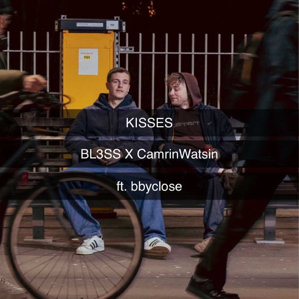 Okładka: BL3SS, CamrinWatsin, bbyclose - Kisses