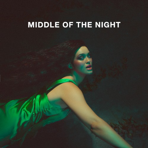 Okładka: Elley Duhé - MIDDLE OF THE NIGHT