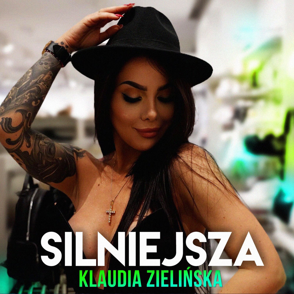 Okładka: Klaudia Zielińska - Silniejsza
