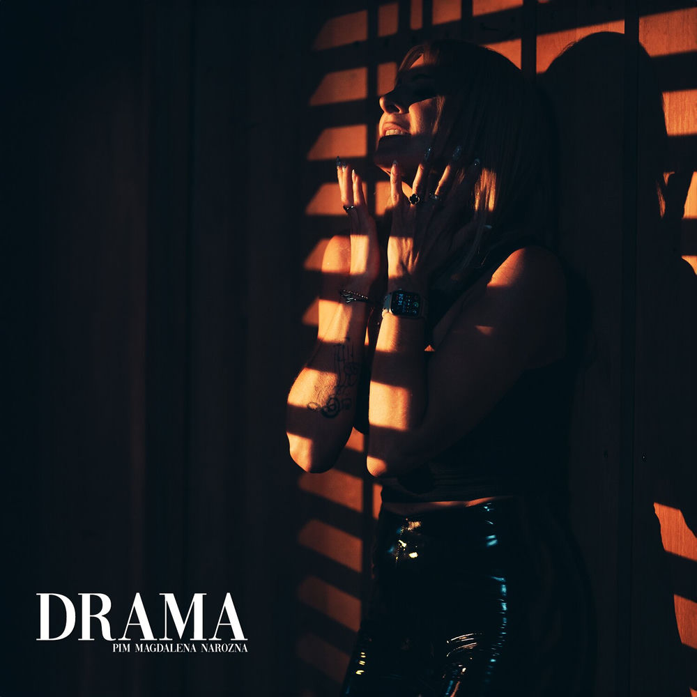 Okładka: Magdalena Narożna, Piękni I Młodzi - Drama