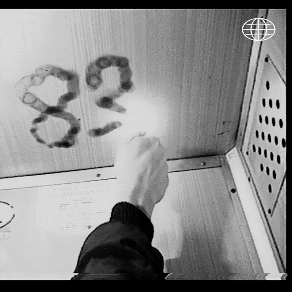 Okładka: PRO8L3M - Strange Days