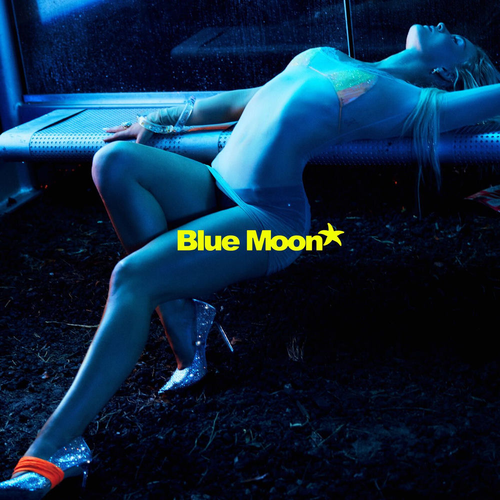 Okładka: Blue Moon